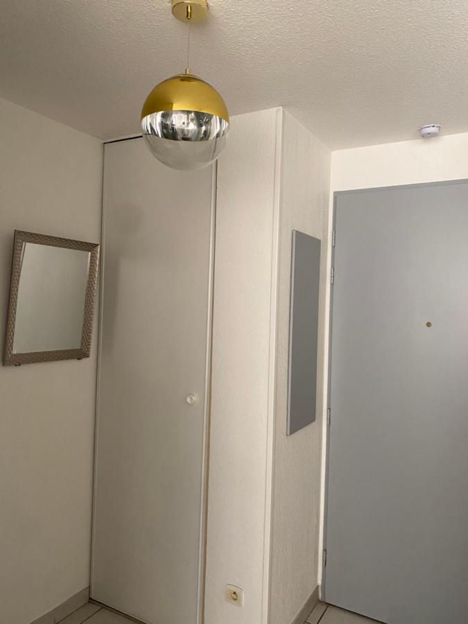 Appartement Lumineux Avec Place De Parking Privative ベジエ エクステリア 写真